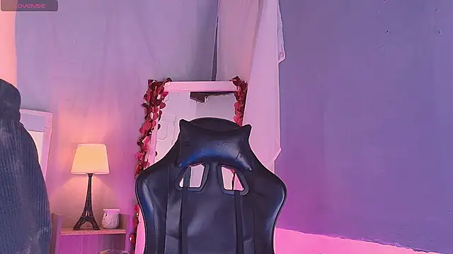 Emily Castillo 1 online show from March 4, 2026, 5:02 am