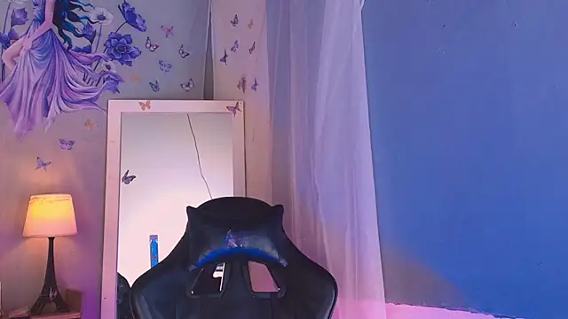 Emily Castillo 1 online show from March 31, 2026, 5:41 am