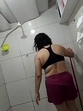 Snapshot of viviksmel chatting on December 20, 2025, 12:56 pm viviksmel online show from December 20, 2025, 12:56 pm