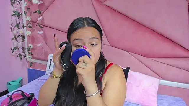 Snapshot of _Violeta_18 chatting on October 10, 2025, 3:05 am Violeta 18 online show from October 10, 2025, 3:05 am