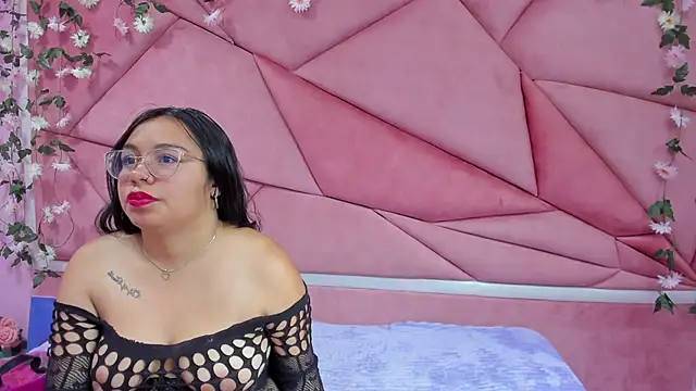 Snapshot of _Violeta_18 chatting on October 26, 2025, 3:12 am Violeta 18 online show from October 26, 2025, 3:12 am