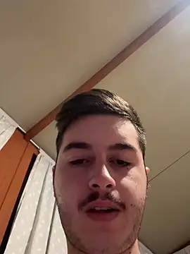 Snapshot of ategurl192 chatting on October 31, 2025, 8:21 pm ategurl192 online show from October 31, 2025, 8:21 pm