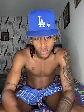kyle ivo00 online show from May 27, 2026, 9:45 pm