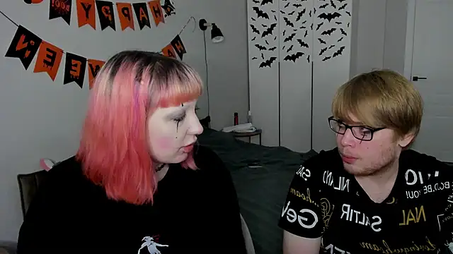 JayMollyy online show from October 31, 2025, 5:25 pm