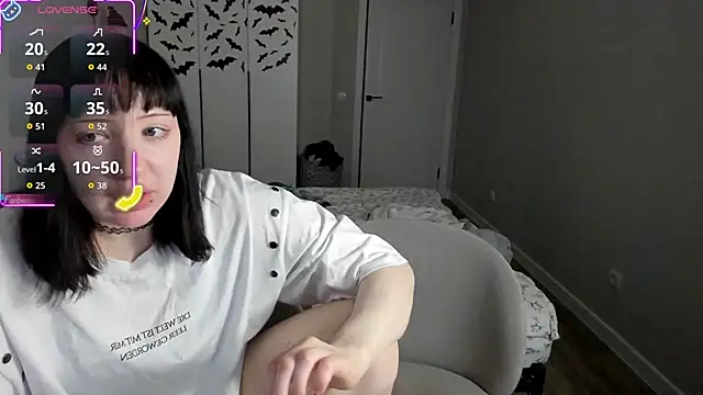 JayMollyy online show from February 6, 2026, 4:43 pm