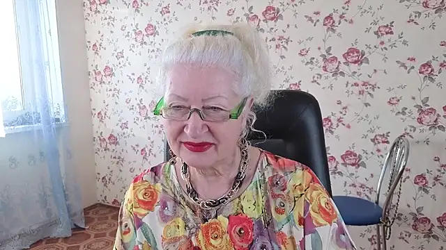 Snapshot of Maya_Mayflower chatting on September 21, 2025, 4:03 am Maya Mayflower online show from September 21, 2025, 4:03 am