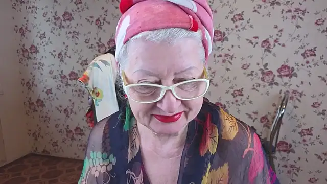 Snapshot of Maya_Mayflower chatting on October 16, 2025, 4:02 am Maya Mayflower online show from October 16, 2025, 4:02 am