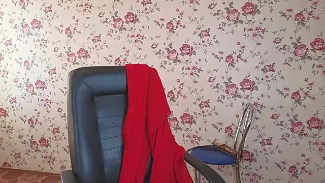 Snapshot of Maya_Mayflower chatting on October 23, 2025, 4:23 am Maya Mayflower online show from October 23, 2025, 4:23 am