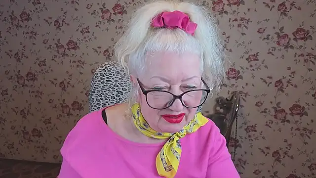 Snapshot of Maya_Mayflower chatting on January 12, 2026, 3:23 am Maya Mayflower online show from January 12, 2026, 3:23 am