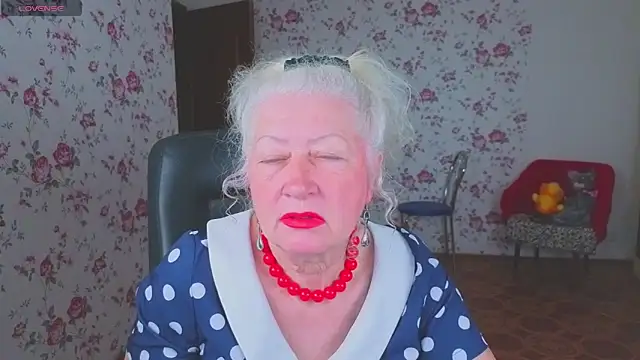 Maya Mayflower online show from June 2, 2026, 3:41 am