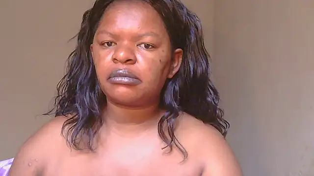 Snapshot of ebony_rose11 chatting on February 17, 2025, 7:47 am ebony rose11 online show from February 17, 2025, 7:47 am