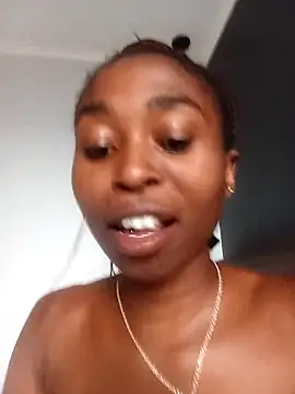 031babey online show from September 28, 2025, 4:29 am