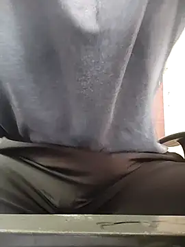 Snapshot of RightFielder chatting on September 20, 2025, 2:34 am RightFielder online show from September 20, 2025, 2:34 am