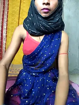 Cutesoma01 online show from October 13, 2025, 4:51 pm