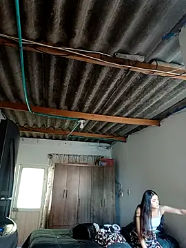 Valen Person online show from November 1, 2025, 4:53 pm