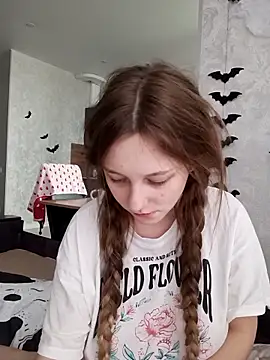 Snapshot of Bonechka chatting on October 29, 2025, 6:59 am Bonechka online show from October 29, 2025, 6:59 am