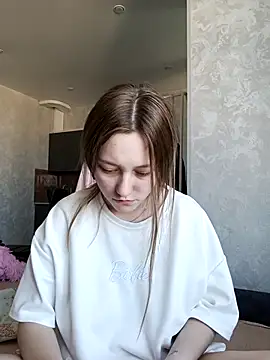 Snapshot of Bonechka chatting on November 4, 2025, 7:18 am Bonechka online show from November 4, 2025, 7:18 am