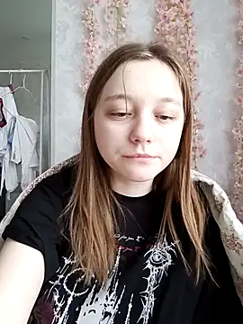 Snapshot of Bonechka chatting on December 3, 2025, 7:27 am Bonechka online show from December 3, 2025, 7:27 am