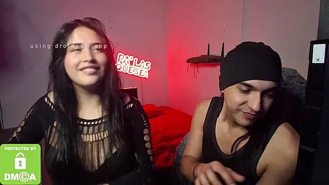 Snapshot of incubus2sucubus chatting on November 21, 2025, 8:18 pm incubus2sucubus online show from November 21, 2025, 8:18 pm