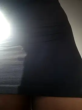 Isabella Varella online show from September 19, 2025, 12:50 pm