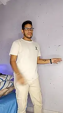 ETHAN DRAVEN online show from October 8, 2025, 7:00 pm