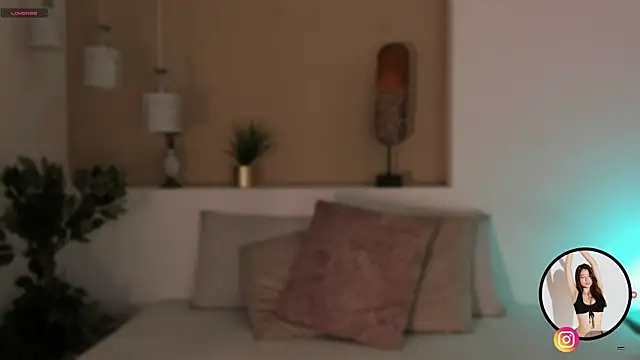 Snapshot of alison222_ chatting on October 13, 2025, 7:47 pm alison222 online show from October 13, 2025, 7:47 pm