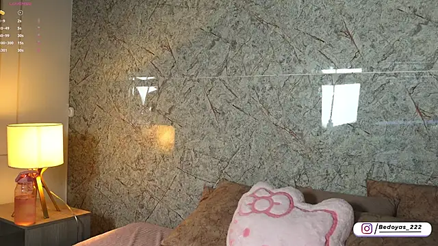 alison222  online show from December 22, 2025, 11:51 am