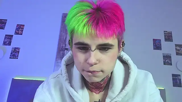 Snapshot of Alex_Vallley chatting on October 6, 2025, 8:28 pm Alex Vallley online show from October 6, 2025, 8:28 pm