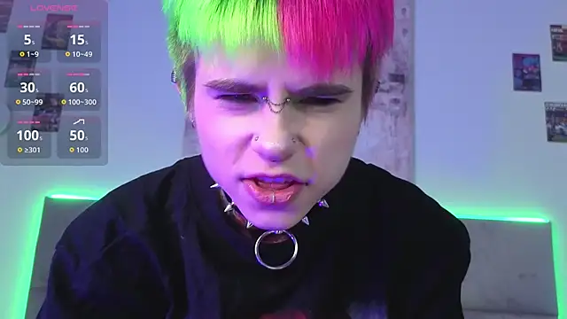 Snapshot of Alex_Vallley chatting on October 31, 2025, 11:06 pm Alex Vallley online show from October 31, 2025, 11:06 pm