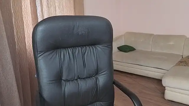 Snapshot of Wane_Witch chatting on October 12, 2025, 4:11 am Wane Witch online show from October 12, 2025, 4:11 am