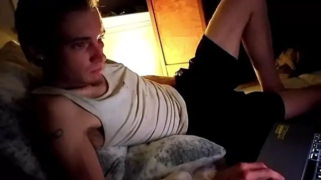 Ilovepussy1911 online show from July 13, 2026, 2:31 pm