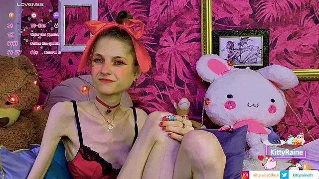 Snapshot of KittyRaine chatting on June 1, 2026, 12:40 pm KittyRaine online show from June 1, 2026, 12:40 pm