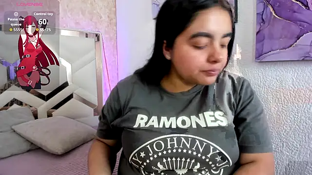 EmilyBrownn  online show from November 10, 2025, 6:51 pm