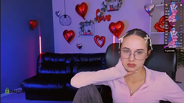 mona cloud online show from February 28, 2026, 11:17 pm