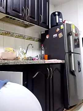 Snapshot of victoria_wayne chatting on September 25, 2025, 10:41 am victoria wayne online show from September 25, 2025, 10:41 am