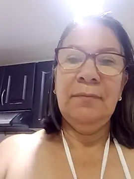 Snapshot of victoria_wayne chatting on October 19, 2025, 9:21 am victoria wayne online show from October 19, 2025, 9:21 am