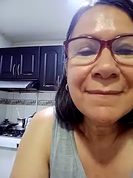 victoria wayne online show from April 13, 2026, 10:10 am