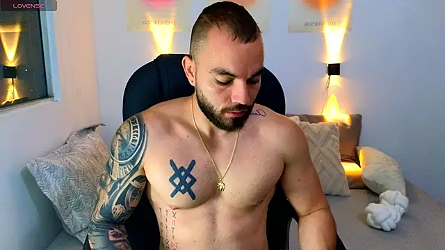 Isaac Carter online show from March 5, 2025, 10:33 am