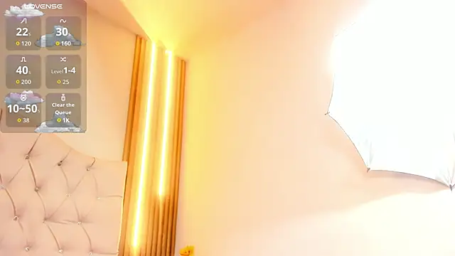 Snapshot of Alexa_Bravva chatting on September 16, 2025, 4:02 am Alexa Bravva online show from September 16, 2025, 4:02 am