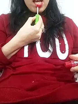 saraaxx1 online show from March 12, 2025, 8:20 pm