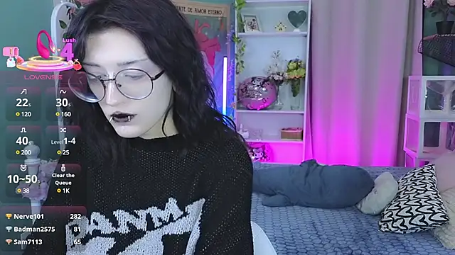 Snapshot of Setsunai_ chatting on March 21, 2025, 12:18 am Setsunai online show from March 21, 2025, 12:18 am