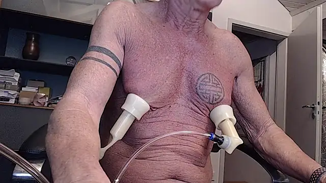 munichrubber online show from December 22, 2025, 6:27 pm