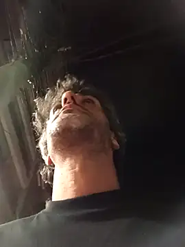 Fzssp online show from April 18, 2026, 5:33 am