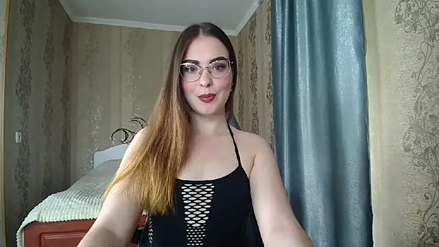 Snapshot of Leila_Kissyu chatting on May 15, 2026, 10:11 am Leila Kissyu online show from May 15, 2026, 10:11 am