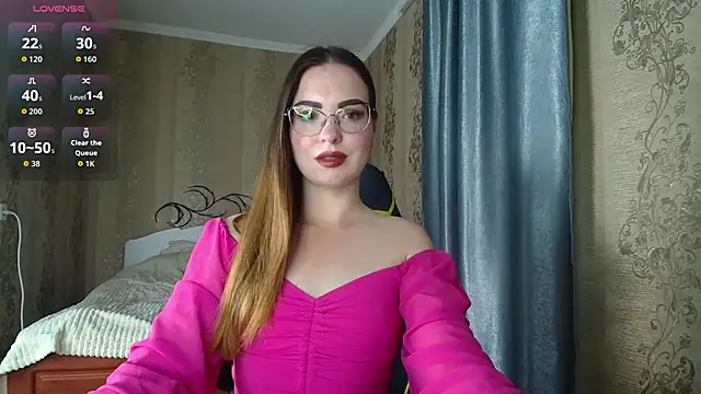 Snapshot of Leila_Kissyu chatting on June 2, 2026, 4:42 pm Leila Kissyu online show from June 2, 2026, 4:42 pm