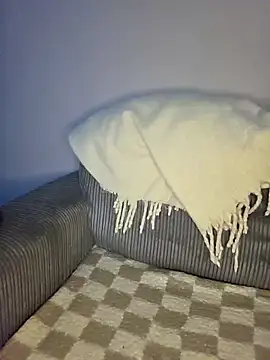 Saucy-Serenity online show from October 29, 2025, 8:32 pm