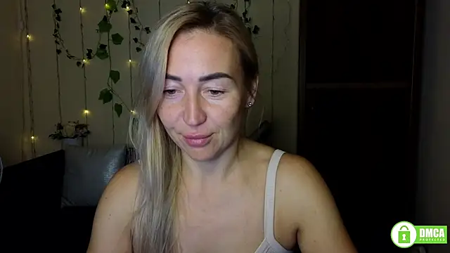 Kiss julli88I online show from October 5, 2025, 5:22 pm