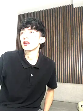 Snapshot of troy_rouge chatting on September 30, 2025, 7:08 pm troy rouge online show from September 30, 2025, 7:08 pm