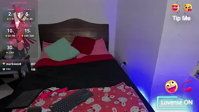 Snapshot of vella_sex chatting on November 1, 2025, 5:37 pm vella sex online show from November 1, 2025, 5:37 pm