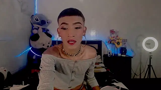 KimberlyXtreme online show from September 10, 2025, 2:22 am